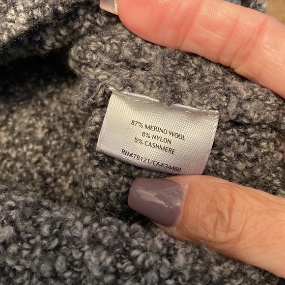 Eileen Fisher sweater shrug oversized no sleeve Vneck. Merino wool EUC - Picture 5 of 5